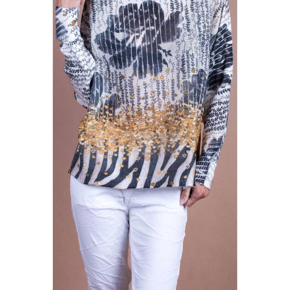NEW GIGI MODA daria batwing sweater with heart strings print in white